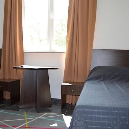 Zwei Raben Pension Майнц Екстериор снимка