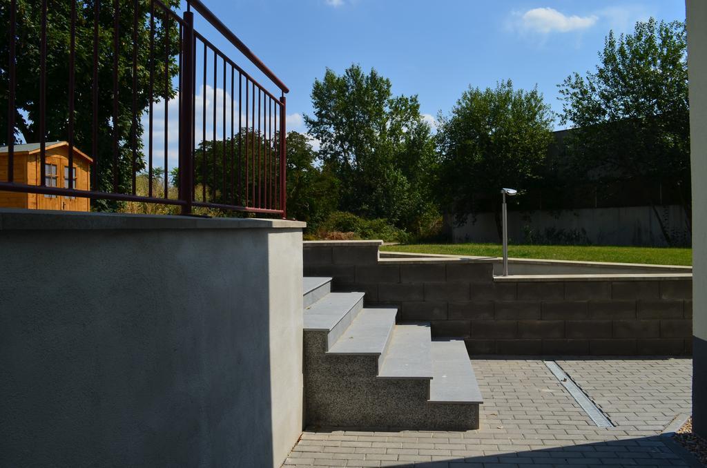Zwei Raben Pension Майнц Екстериор снимка