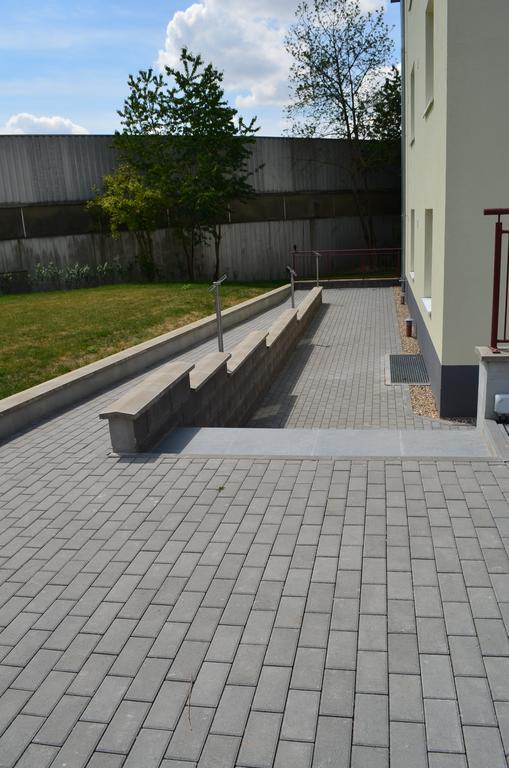 Zwei Raben Pension Майнц Екстериор снимка