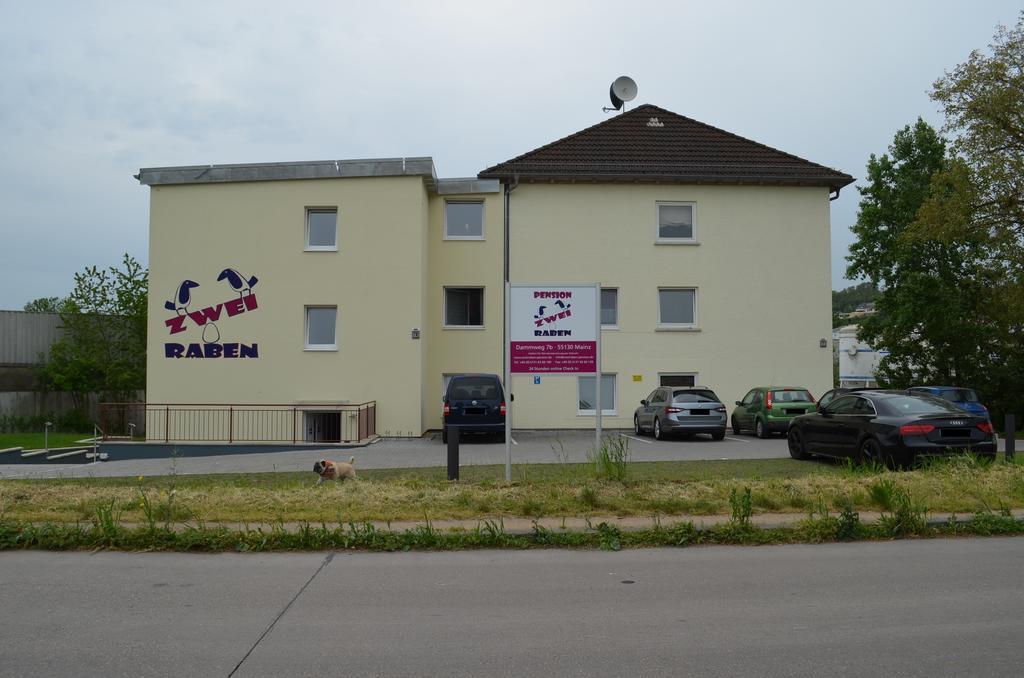 Zwei Raben Pension Майнц Екстериор снимка